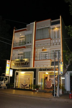 Ngoc May Guesthouse  Chau Doc